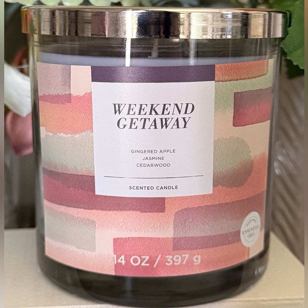🆕🪷 SONOMA GOODS FOR LIFE  “WEEKEND GETAWAY“ 3-WICK CANDLE. (14 oz). BRAND NEW.